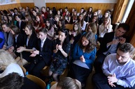 Na novomestskom gymnáziu uviedli do života knihu o holokauste - 20140407_NM_13