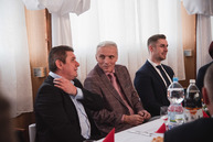 Zväčšiť fotografiu - Na pravom brehu váhu je dnes veselo - TSK_piatok_mini-6