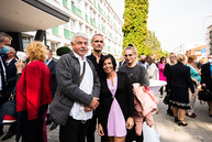 Zväčšiť fotografiu - Na študentov oddnes dohliada sám dubček - TSK_TNuni_busta Dubček_mini (44 of 57)