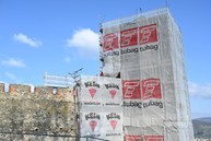 Zväčšiť fotografiu - Na trenčianskom hrade sa zastavil čas, hodinová veža prechádza rekonštrukciou