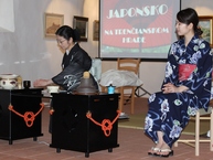 Návštevníkov trenčianskeho hradu zaujali ikebany aj kimoná - JPN na hrade TN_2015