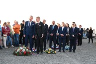 Zväčšiť fotografiu - Nielen fakle, ale aj srdcia sa opäť rozhoreli pri spomienke na generála