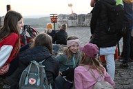 Zväčšiť fotografiu - Nielen fakle, ale aj srdcia sa opäť rozhoreli pri spomienke na generála