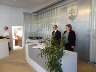 Nitrica  -  dedina plná čuhliarskych vozov - DSC02172