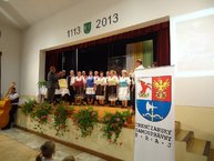 Nitrica  -  dedina plná čuhliarskych vozov - DSC02260