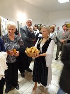 Nitrica  -  dedina plná čuhliarskych vozov - DSC02261