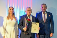 Zväčšiť fotografiu - Oceňujeme tých, ktorí nechávajú kultúru rozkvitať