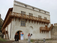 Otvorili kasáreň, vďaka ktorej trenčiansky hrad nikdy nedobyli - Hradna kasaren_otvorenie_2015 (1)