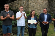 Po medzinárodnej cyrilometodskej trase zo skalky do velehradu vyrazili prví pútnici, časť cesty si s nimi prešiel aj trenčiansky župan - IMG_1023