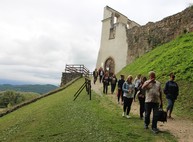 Po medzinárodnej cyrilometodskej trase zo skalky do velehradu vyrazili prví pútnici, časť cesty si s nimi prešiel aj trenčiansky župan - IMG_1050