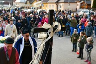 Zväčšiť fotografiu - Pravá fašiangová zábava sa niesla celým trenčianskym krajom - DSC_8671