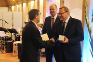 Priestory hradnej kasárne skrášlili svojou prítomnosťou vzácne kvety. tsk oceňoval pracovitosť, talent i ľudskosť osobností z oblasti kultúry - IMG_0092