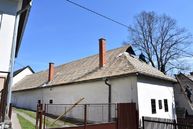 Zväčšiť fotografiu - Rodný dom dvoch významných osobností z trenčianskeho kraja má vynovenú strechu - strecha4