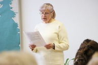 Zväčšiť fotografiu - Seniori súťažili v umení slova - Súťaž v umeleckom prednese seniorov_4