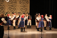 Seniori z folklórneho súboru senior klub vršatec ukázali, ako sa robí folklór - IMG_4649