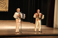 Seniori z folklórneho súboru senior klub vršatec ukázali, ako sa robí folklór - IMG_4748