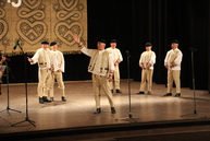 Seniori z folklórneho súboru senior klub vršatec ukázali, ako sa robí folklór - IMG_4762