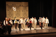 Seniori z folklórneho súboru senior klub vršatec ukázali, ako sa robí folklór - IMG_4818