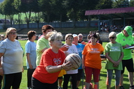 Zväčšiť fotografiu - Seniori z považskej bystrice si zašportovali na desiatom ročníku olympiády - DSC_7104