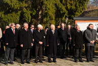 Zväčšiť fotografiu - Spomienku otvorili minútou ticha za vojnové obete - TSK_Cetuna 77 výročie SNP_mini-14