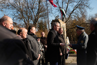 Zväčšiť fotografiu - Spomienku otvorili minútou ticha za vojnové obete - TSK_Cetuna 77 výročie SNP_mini-15