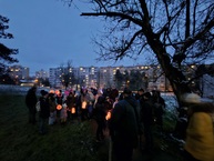 Zväčšiť fotografiu - Stane sa z lampiónového sprievodu pekná tradícia? - 20231201_162617