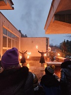 Zväčšiť fotografiu - Stane sa z lampiónového sprievodu pekná tradícia? - 20231201_161208