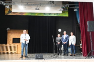 Zväčšiť fotografiu - Tanec, úcta a tradície