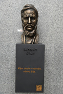 Zväčšiť fotografiu - Tento rok bude patriť ľudovítovi štúrovi a jeho odkazu - 20190506_TSK_busty_025w