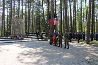 Ts_trenčania si na brezine slávnostne uctili pamiatku padlých - IMG_6756