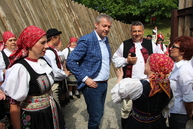 Trenčianska elektrická železnica oslávila 110 rokov svojej bohatej existencie. v mníchovej lehote sa 39.-krát stretli folklórne skupiny a súbory z trenčianskeho regiónu. - IMG_6177