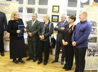 Trenčianska turná hostí originálnu výstavu o putovaní a živote potomkov slovenských vysťahovalcov do kovačice - IMG_8310