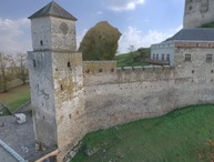 Zväčšiť fotografiu - Trenčiansky hrad čaká výrazná rekonštrukcia a obnova - 460844701_921275956708365_6923295758199394378_n