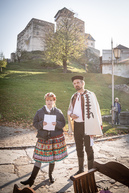 Zväčšiť fotografiu - Trenčiansky hrad láka nielen turistov, ale aj seriálových tvorcov - N64A6509