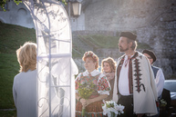 Zväčšiť fotografiu - Trenčiansky hrad láka nielen turistov, ale aj seriálových tvorcov - N64A6628