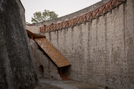 Zväčšiť fotografiu - Trenčiansky hrad sprístupnený už aj cez južné opevnenie! - TSK_KD_TN hrad južné opevnenie (39)