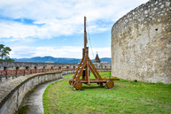 Zväčšiť fotografiu - Trenčiansky hrad sprístupnený už aj cez južné opevnenie! - Zdroj Trenčianske muzeum - Trebuchet