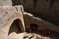 Zväčšiť fotografiu - Trenčiansky hrad už od polovice leta môžete navštíviť aj z jeho južnej strany - 20200507_TSK_TN_043w