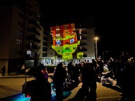 Zväčšiť fotografiu - Trenčín vo svetle reflektorov