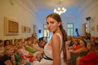 V bazovského galérii si môžete užiť leto počas víkendov úplne zadarmo - 64499829_2502778299742202_4862860700944433152_n