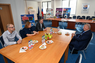 Zväčšiť fotografiu - V knižnici pribudli vzácne nepredajné knihy od bývalého prezidenta - DSC_9894
