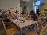 Zväčšiť fotografiu - V župnej galérii je neustále rušno