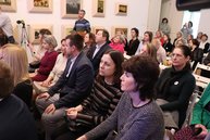 Zväčšiť fotografiu - V župnej galérii odštartoval týždeň slovenských knižníc - IMG_5479