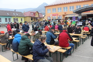 Víkend v trenčianskom kraji ovládli fašiangy, zabíjačkové špeciality a masky - IMG_4925