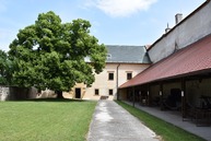 Zväčšiť fotografiu - Vychutnajte si všetky pobočky trenčianskeho múzea za jedno vstupné - kuria-ambrovec-beckov