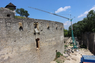 Zväčšiť fotografiu - Výstrel z trebuchetu slávnostne otvoril zrekonštruovanú južnú časť hradieb - TREBUCHET_priebeh prác (1)