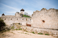 Zväčšiť fotografiu - Výstrel z trebuchetu slávnostne otvoril zrekonštruovanú južnú časť hradieb - TSK_TN hrad_trebuchet_web (8)