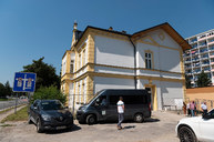 Zväčšiť fotografiu - Z budovy považskej knižnice je krásavica v novom šate - 20200807_PB_kniznica_035w