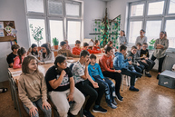 Zväčšiť fotografiu - Žiaci spojených škôl sa zahrali na paleontológov