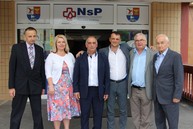 Do kraja zavítala vzácna návšteva zo švajčiarska; prezrela si župné nemocnice - IMG_6041